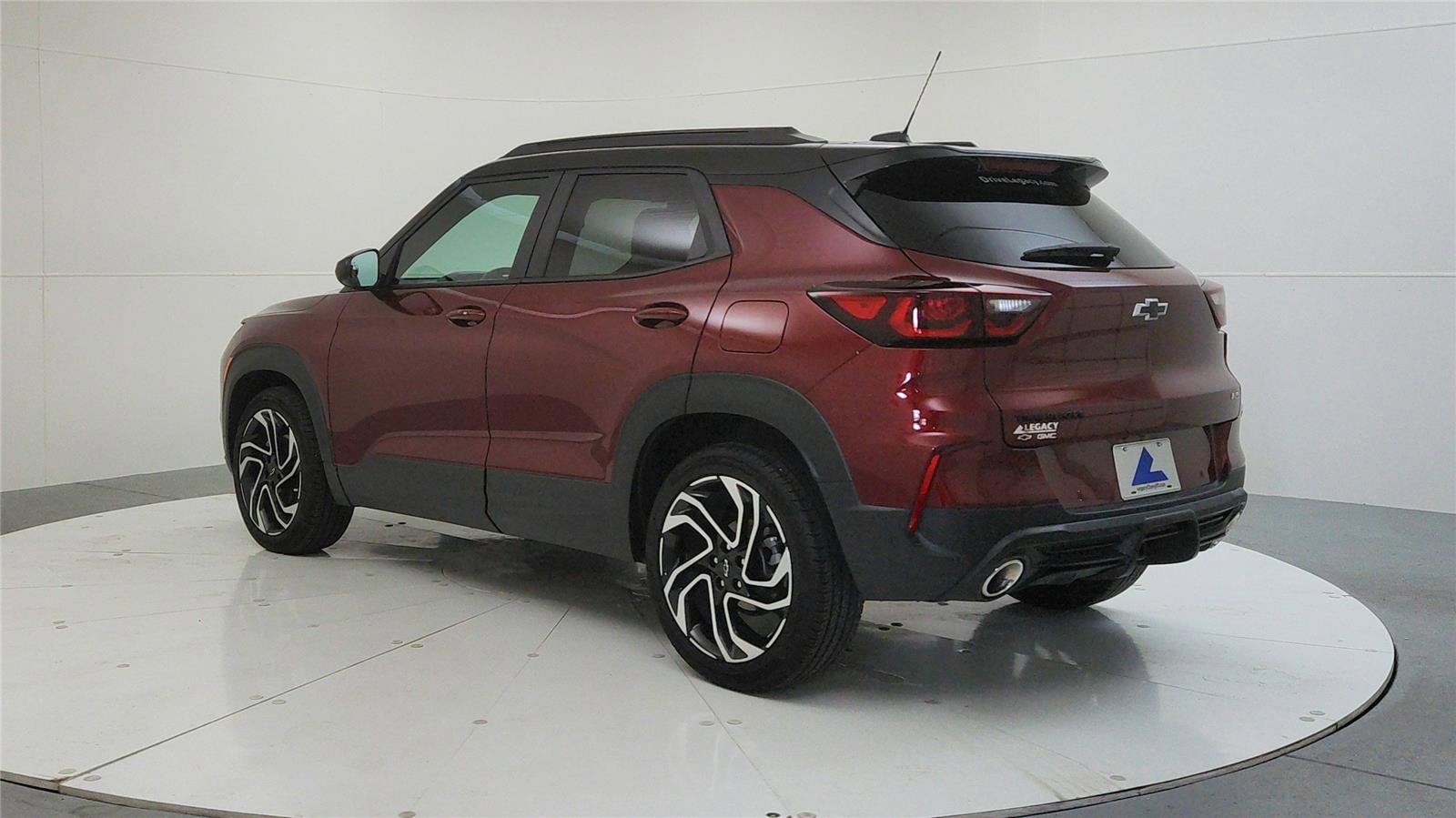 Used 2025 Chevrolet TrailBlazer RS w/ LPO, Trailering Package image 5