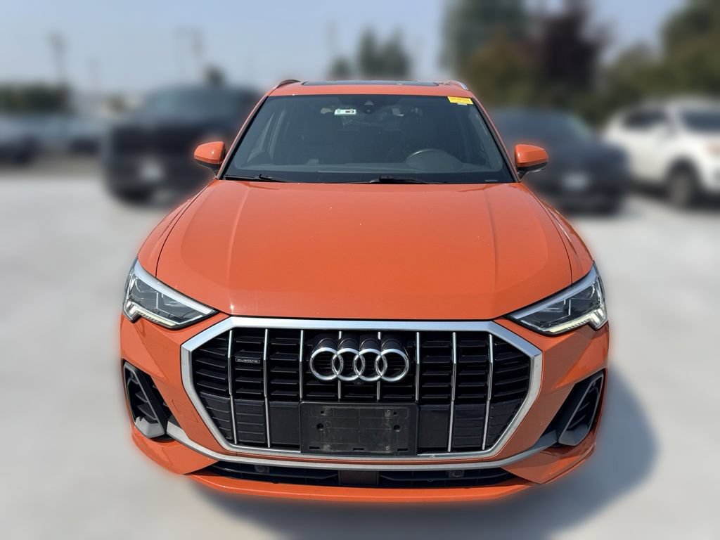 Used 2019 Audi Q3 2.0T Prestige w/ Prestige Package AWD/4WD image 2