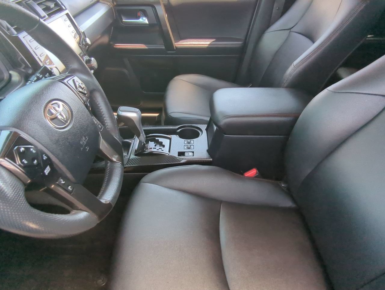 Used 2022 Toyota 4Runner TRD Off-Road Premium AWD/4WD image 16