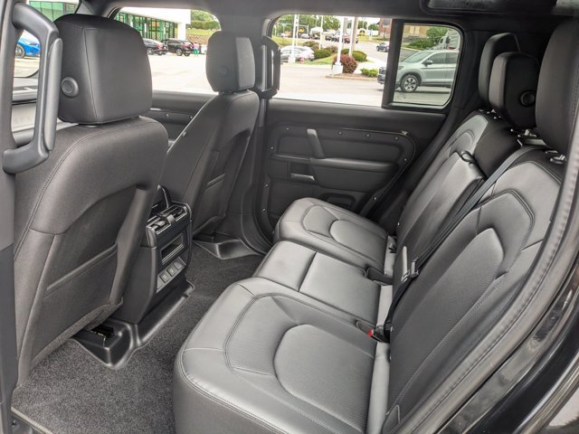 Used 2025 Land Rover Defender 110 S AWD/4WD image 18