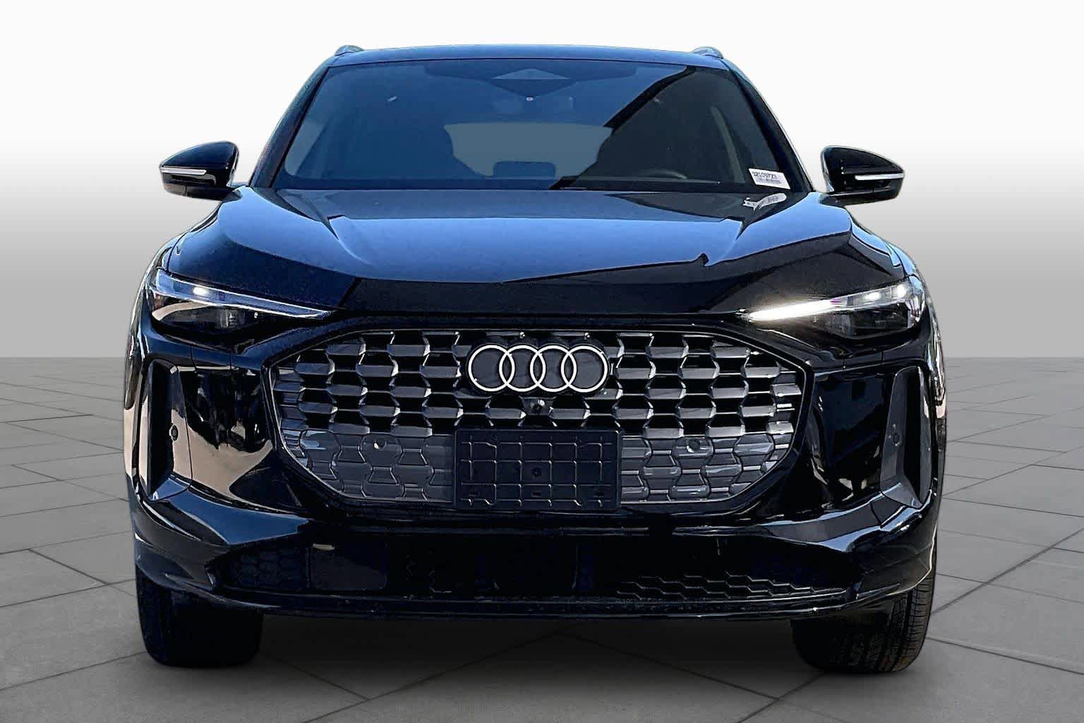 Used 2025 Audi Q5 Premium w/ Premium Plus AWD/4WD image 4