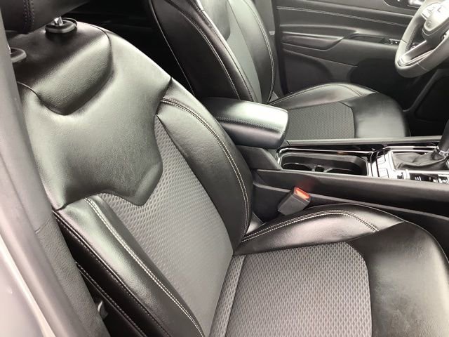Used 2023 Jeep Compass Altitude w/ Convenience Group image 11