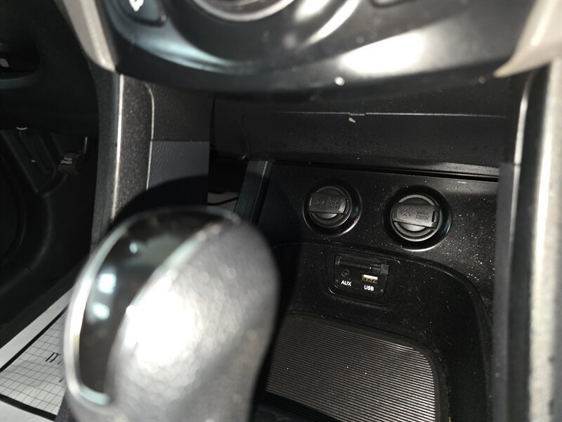 Used 2015 Hyundai Santa Fe Sport FWD image 22