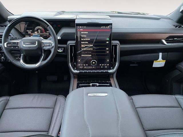 New 2026 GMC Yukon XL Denali w/ Denali Reserve Package AWD/4WD image 10
