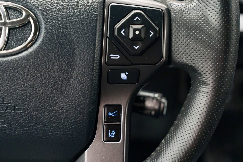 Used 2019 Toyota Tacoma TRD Off-Road image 15