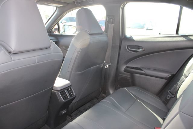 Certified 2024 Lexus UX 250h FWD image 9