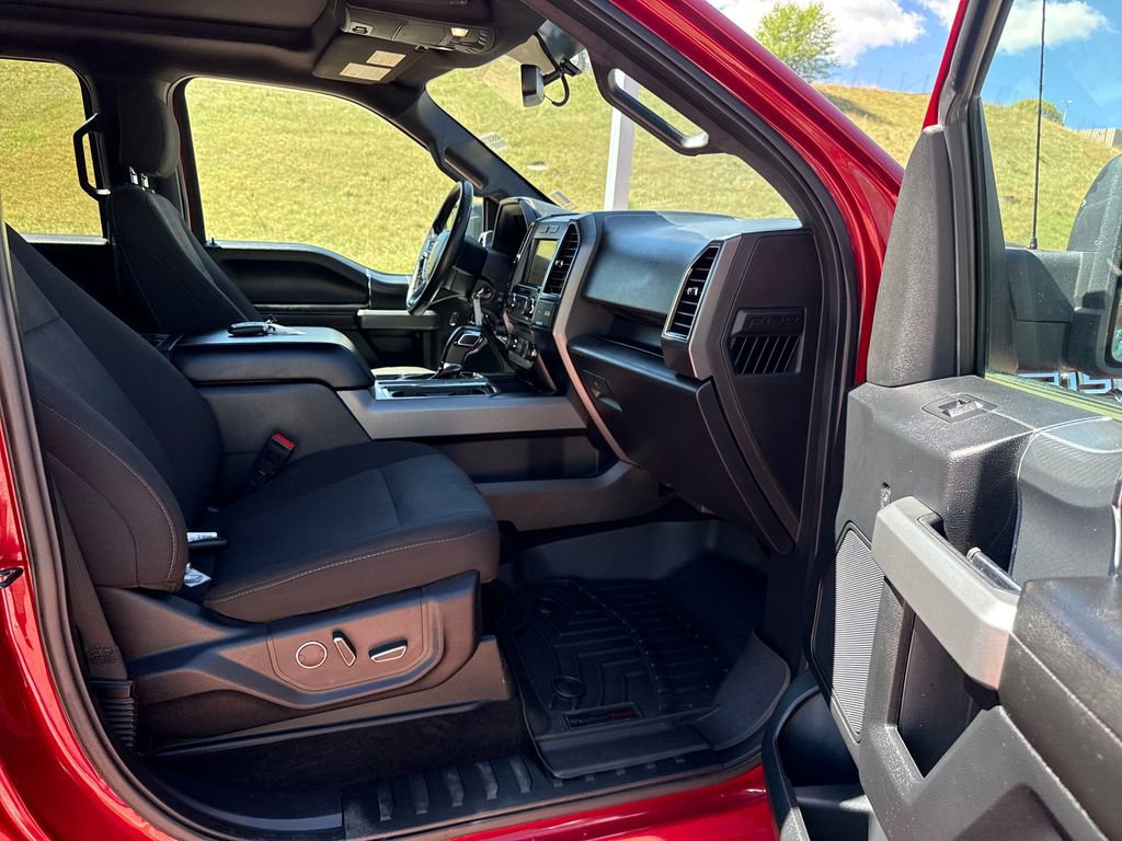 Used 2018 Ford F150 XLT w/ Equipment Group 302A Luxury image 26