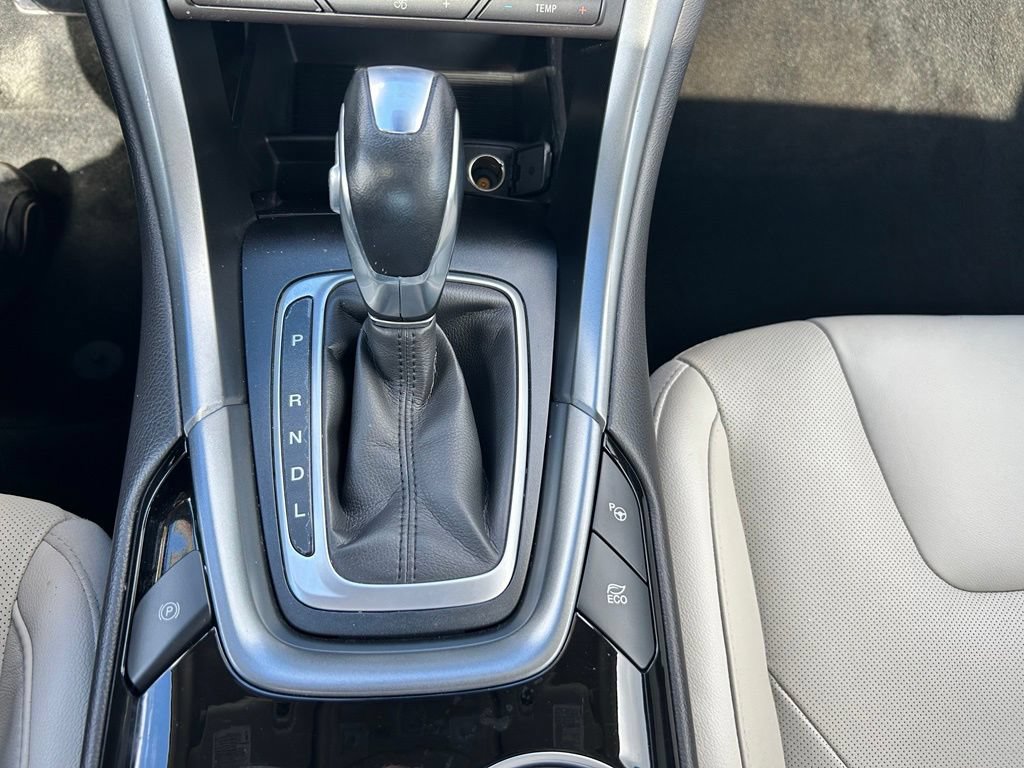 Used 2016 Ford Fusion Titanium FWD image 26