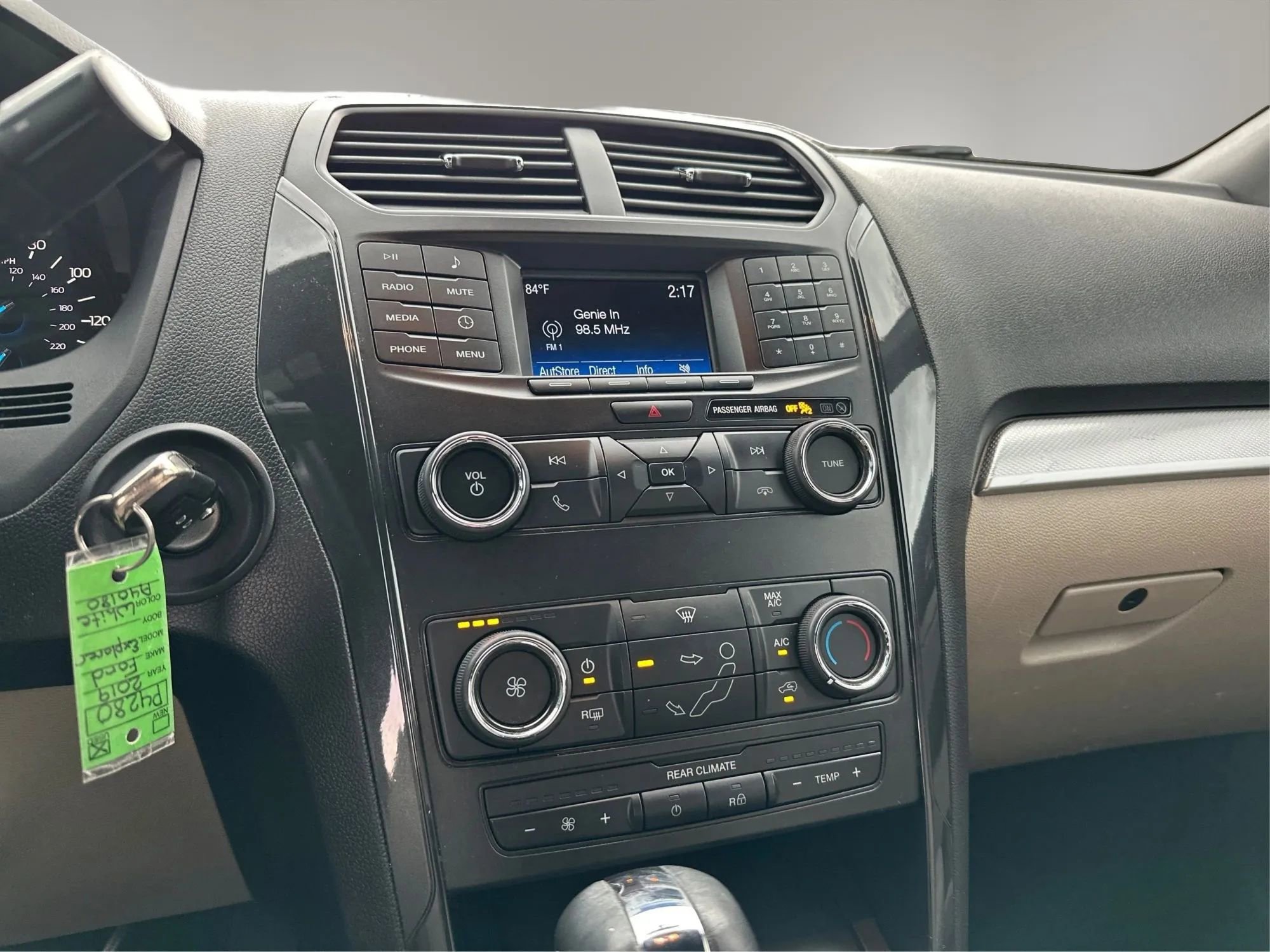 Used 2019 Ford Explorer FWD image 14