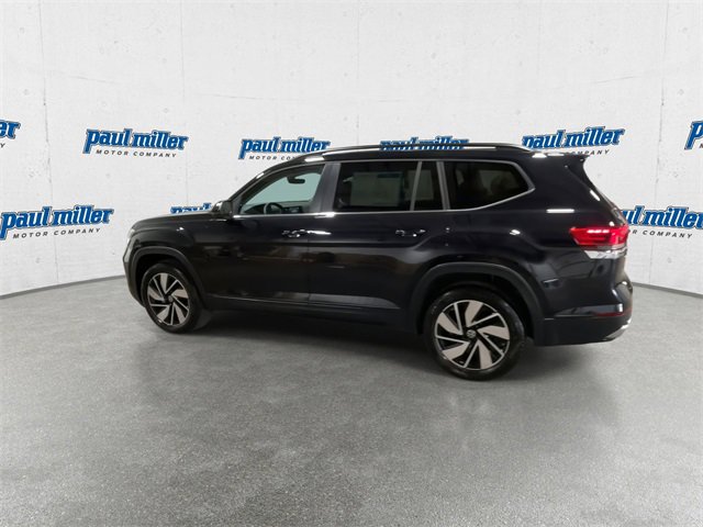 Used 2025 Volkswagen Atlas SE image 8