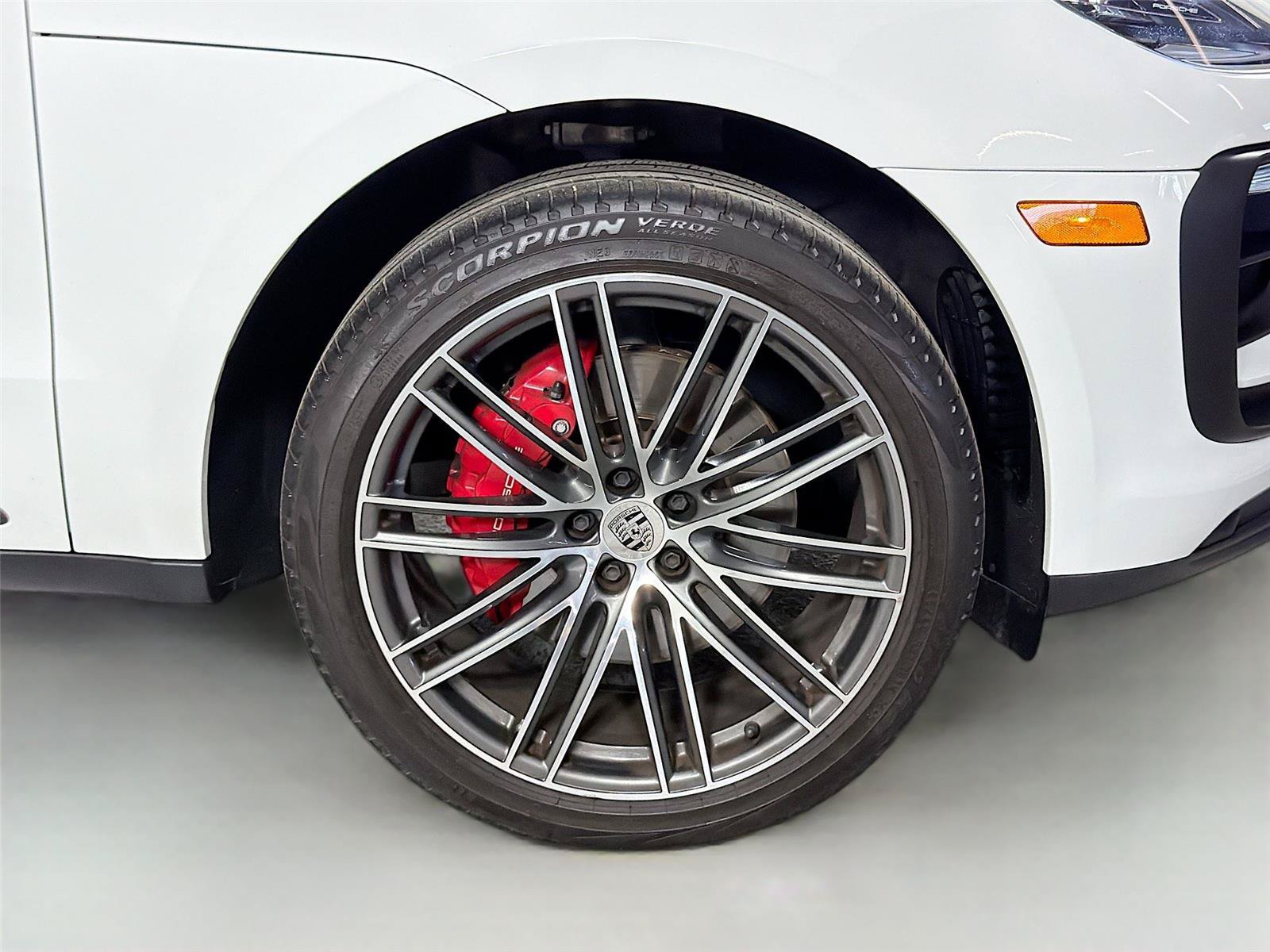 Certified 2023 Porsche Macan S AWD/4WD image 14
