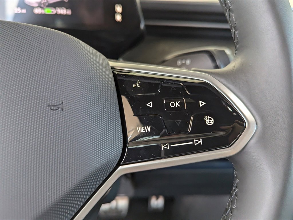 New 2025 Volkswagen ID. Buzz Pro S image 22