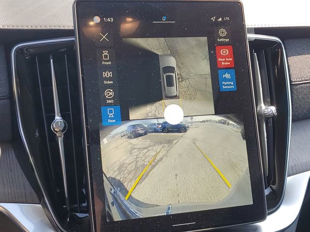 New 2026 Volvo XC90 T8 Ultra w/ Protection Package Premier image 16