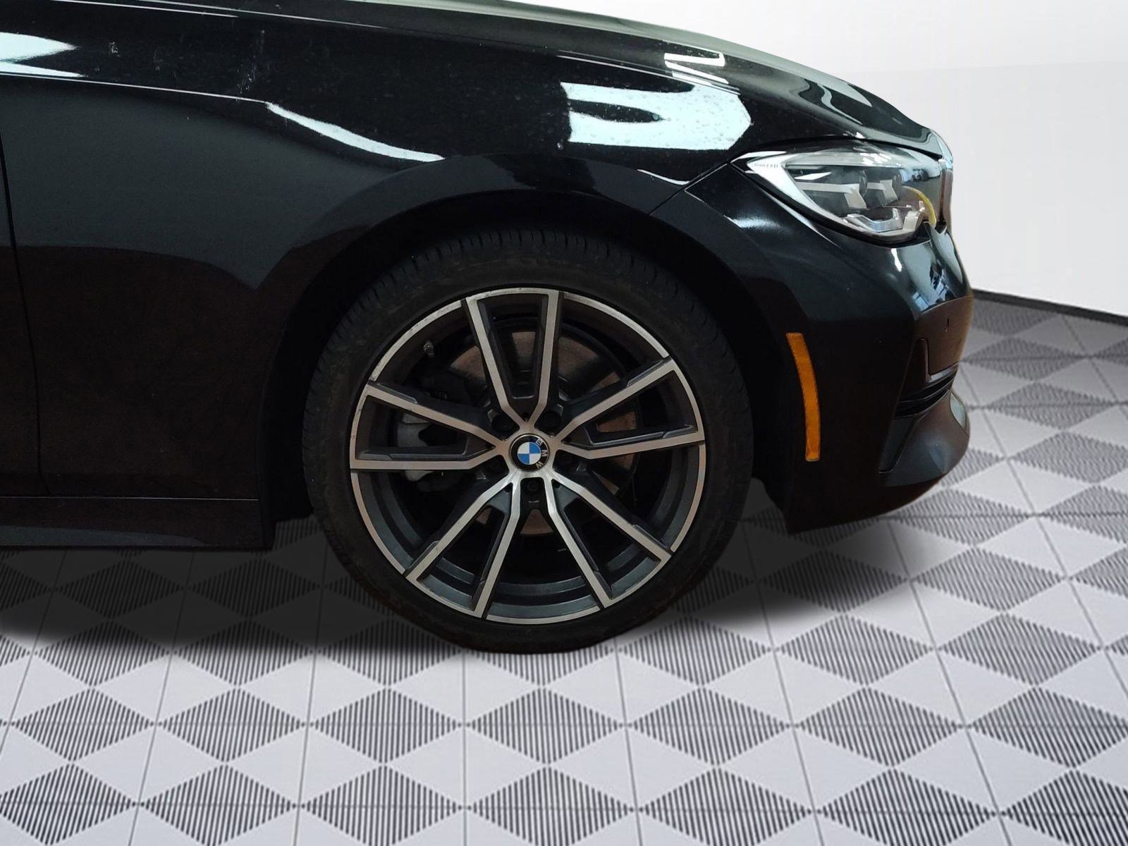 Used 2019 BMW 330i Sedan image 11