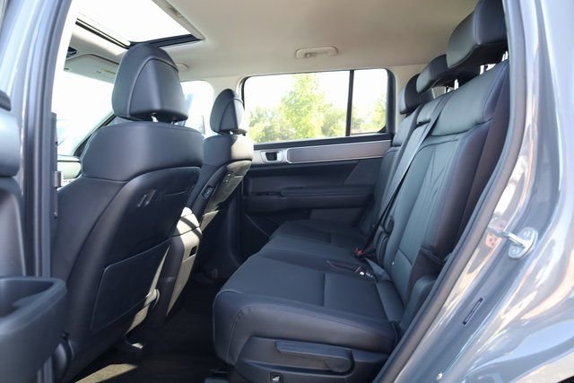 Used 2025 Hyundai Santa Fe XRT image 23