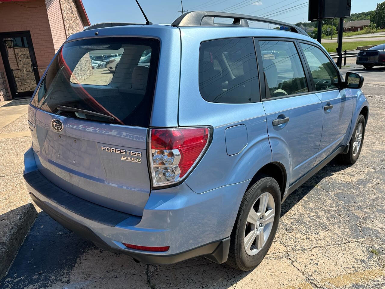 Used 2012 Subaru Forester 2.5X image 8