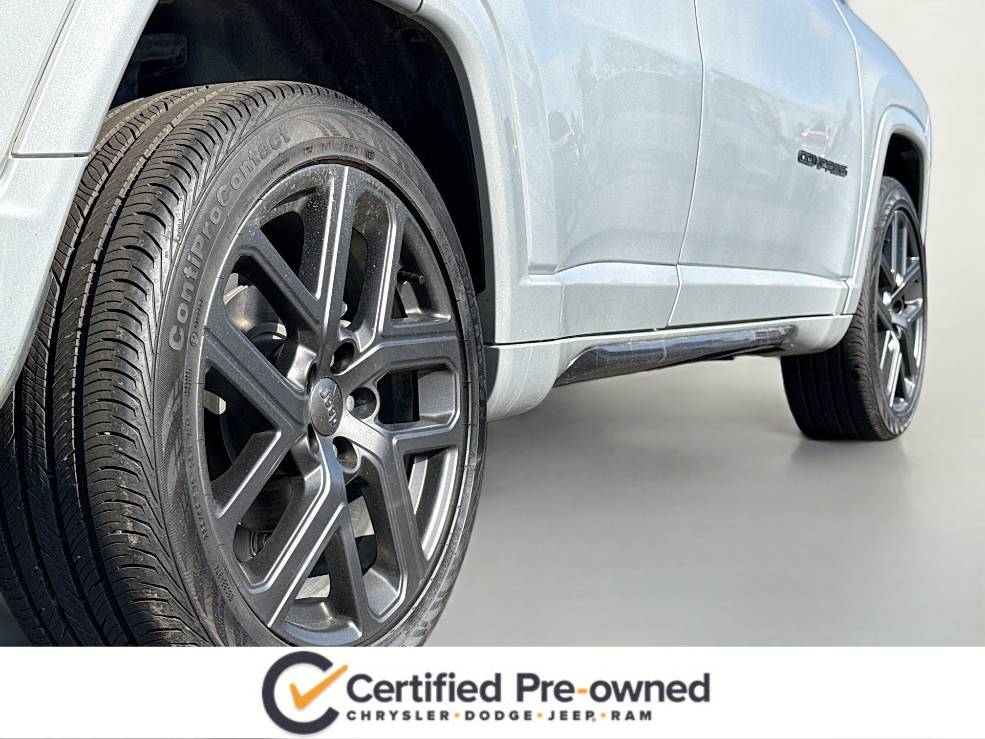 Certified 2024 Jeep Compass Limited w/ High Altitude Package image 16