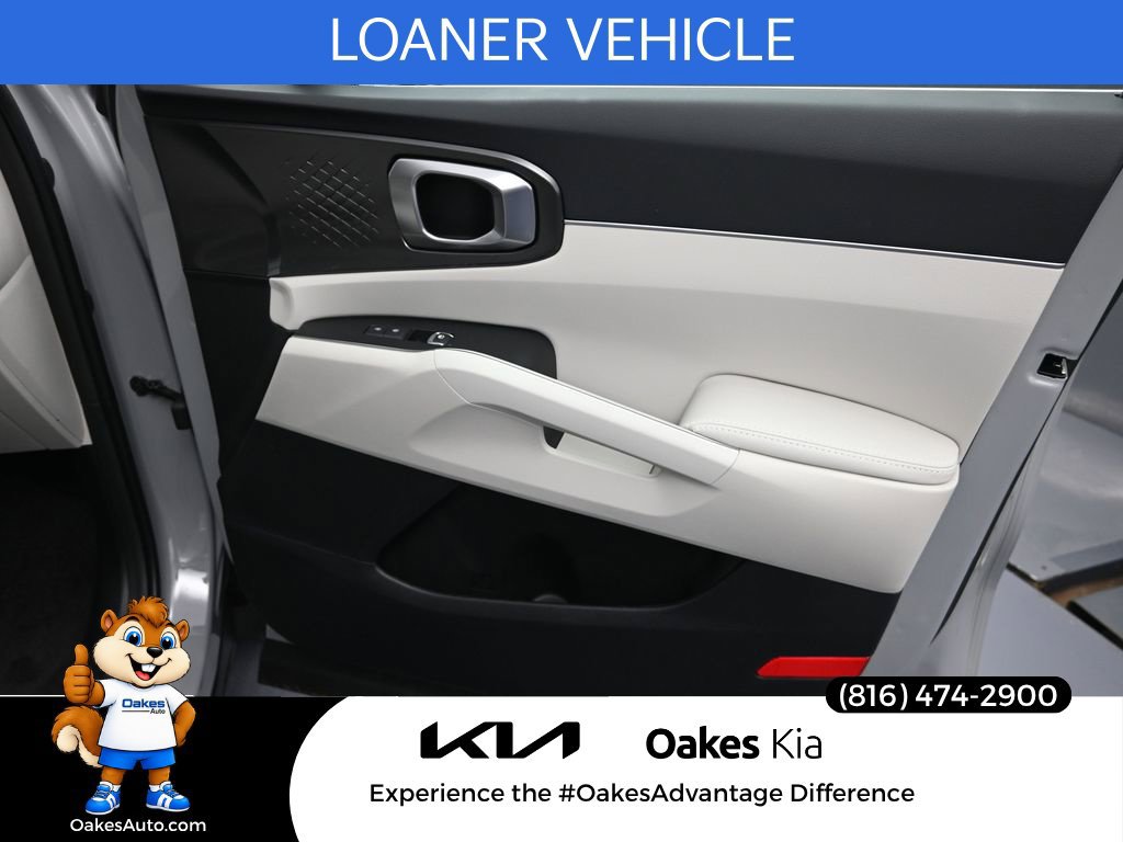 Certified 2026 Kia Sorento S FWD image 35