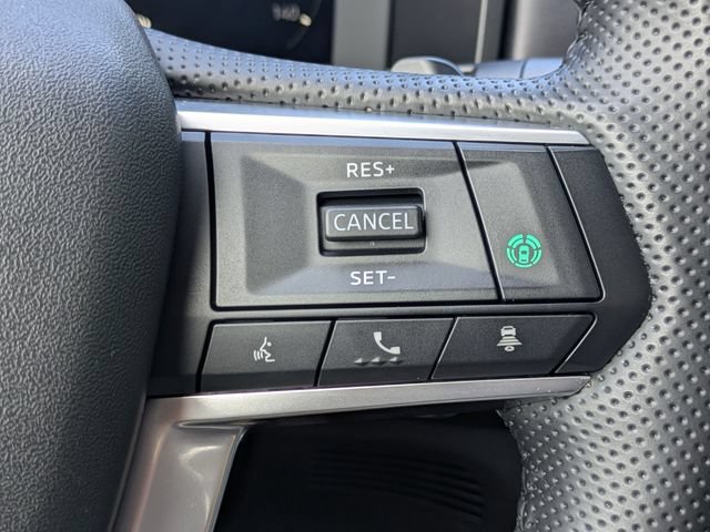 Used 2025 Mitsubishi Outlander SE FWD image 27