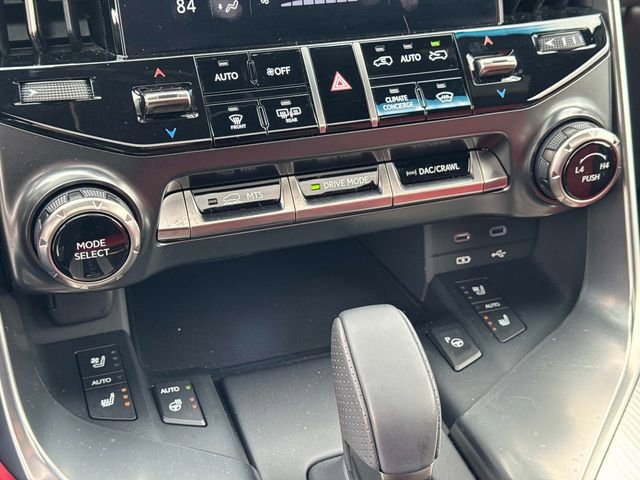 Used 2025 Lexus LX 700h F Sport AWD/4WD image 23