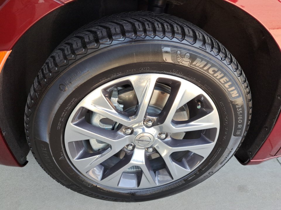 Used 2021 Chrysler Pacifica Pinnacle FWD image 25