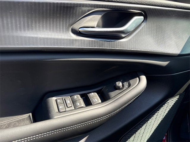 New 2025 Jeep Grand Cherokee Altitude image 13