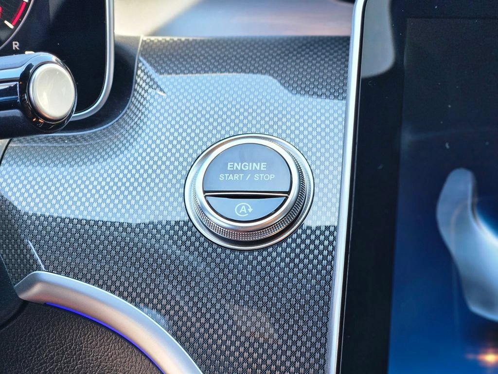 New 2026 Mercedes-Benz C 300 4MATIC Sedan image 28