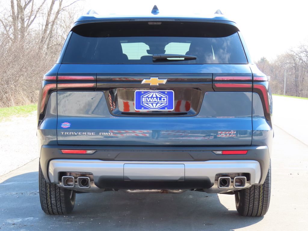 New 2026 Chevrolet Traverse LT image 17