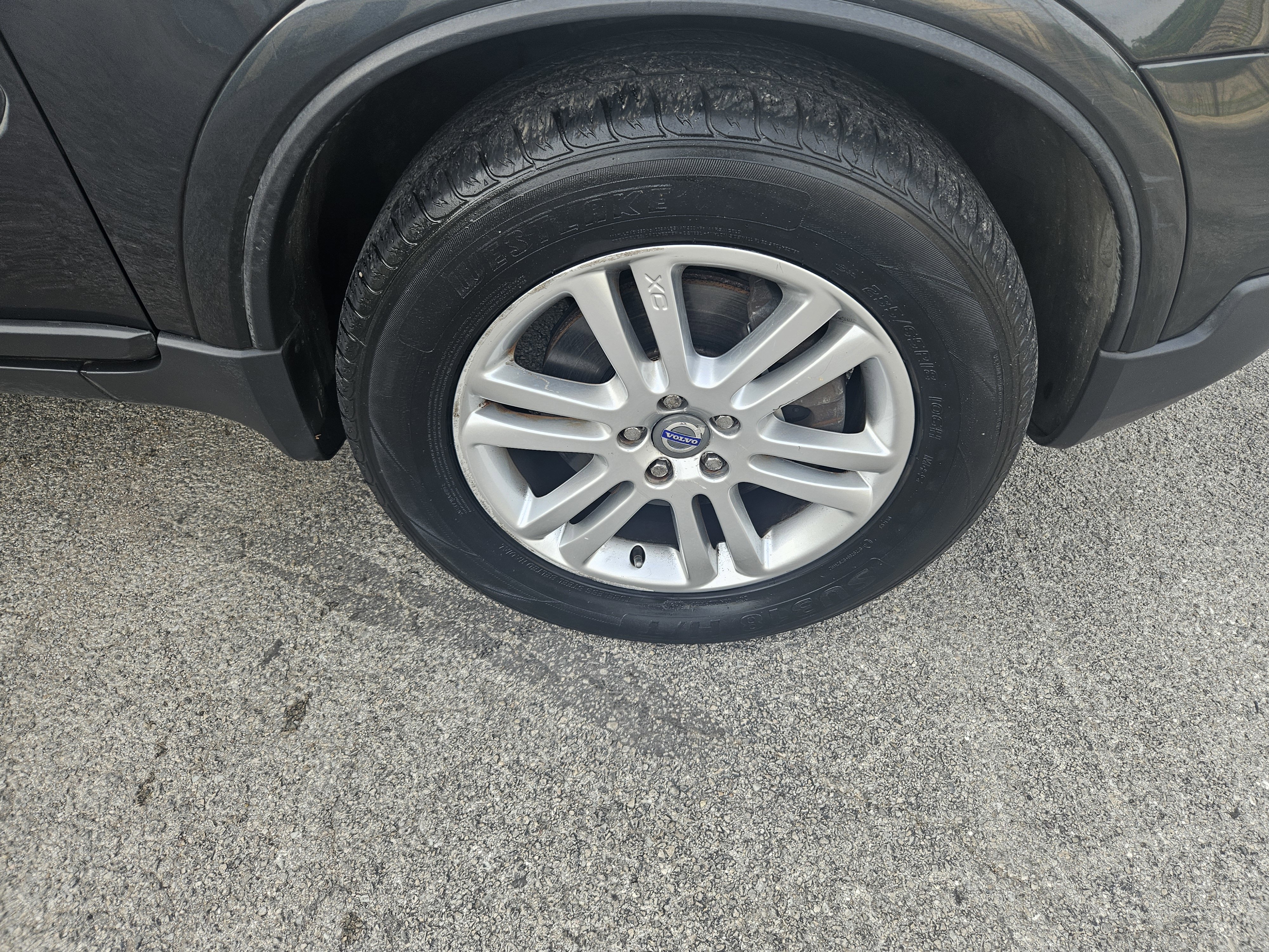 Used 2010 Volvo XC90 3.2 FWD image 25