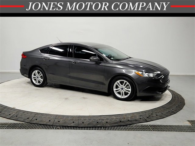 Used 2018 Ford Fusion SE