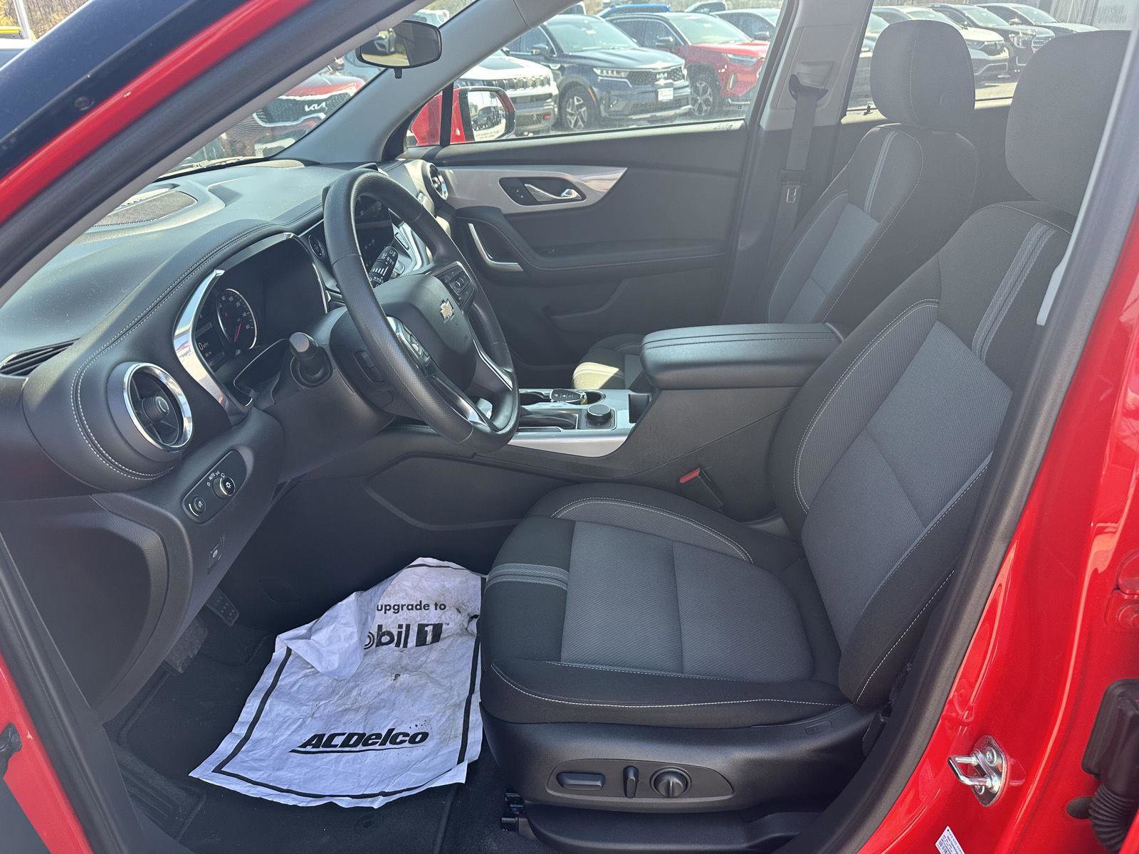 Used 2024 Chevrolet Blazer LT image 17