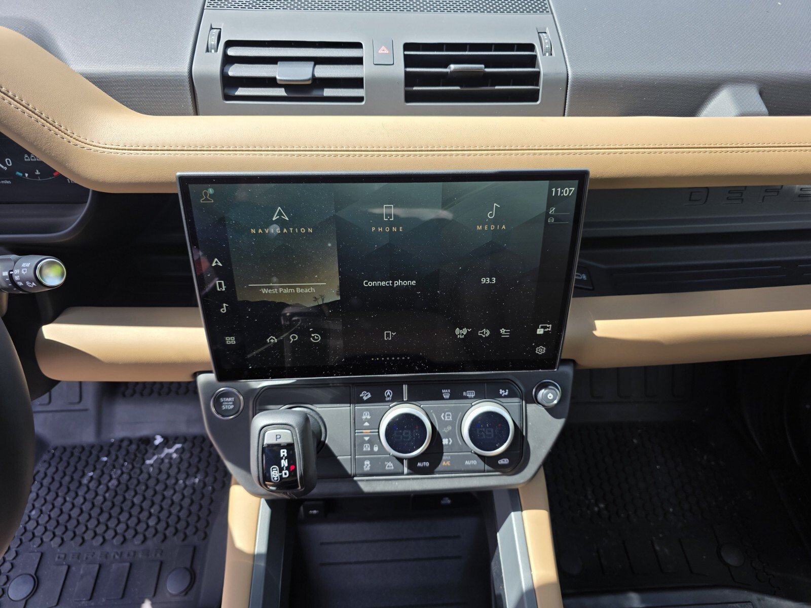 New 2026 Land Rover Defender 110 S AWD/4WD image 16