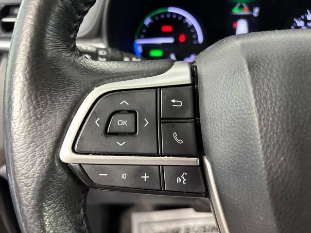 Used 2023 Toyota Sienna XLE AWD/4WD image 28