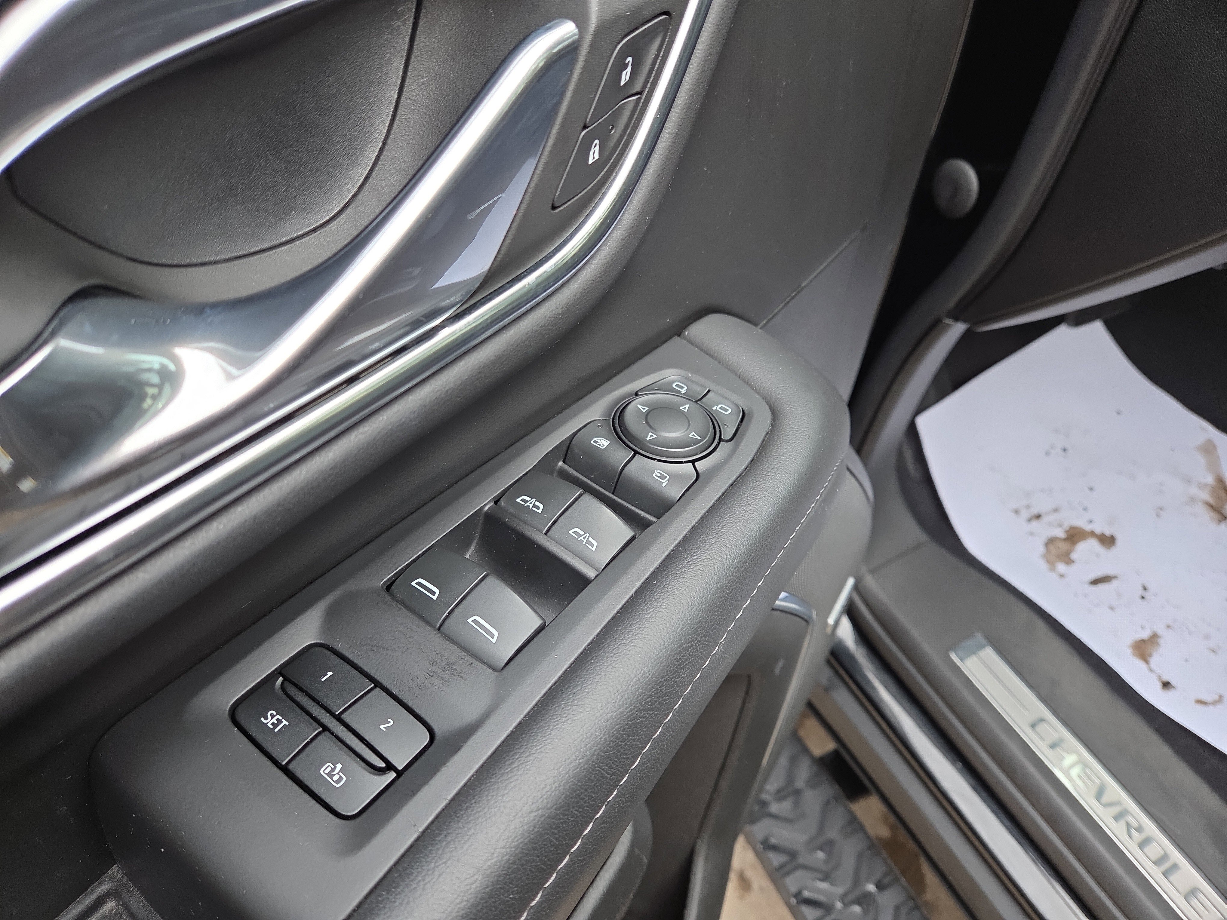 Used 2023 Chevrolet Tahoe Z71 w/ Luxury Package image 17