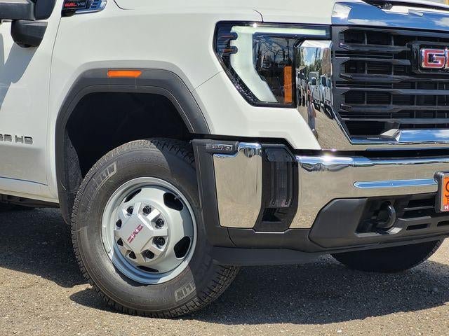 New 2026 GMC Sierra 3500 Pro w/ Convenience Package RWD image 9
