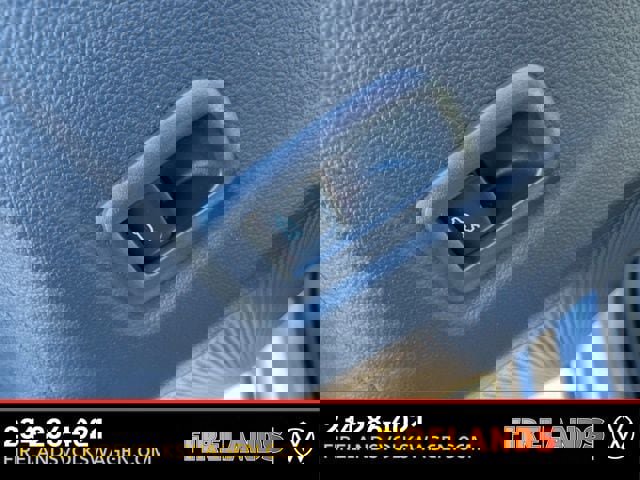 New 2025 Volkswagen Tiguan SE image 25