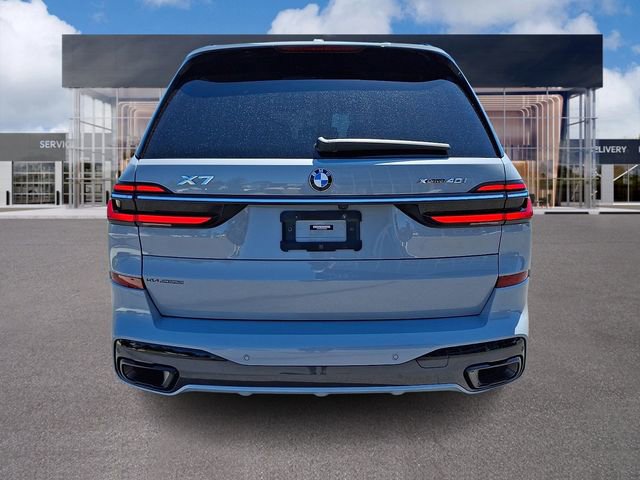 Used 2023 BMW X7 xDrive40i w/ Executive Package AWD/4WD image 5