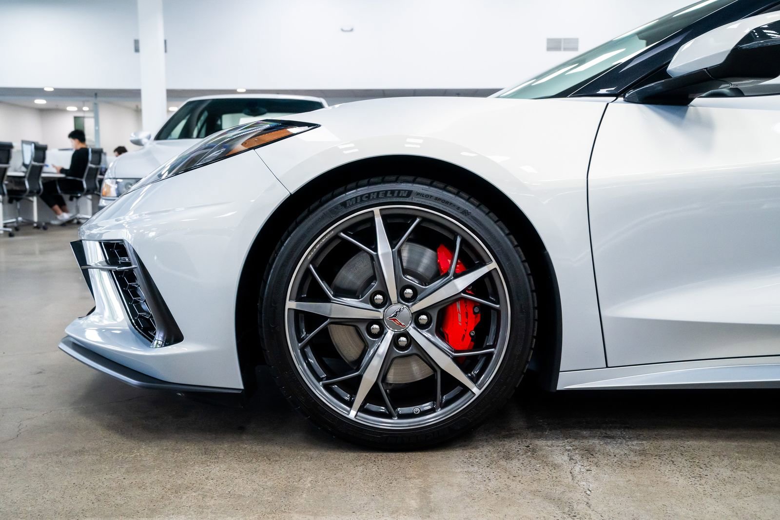 Used 2021 Chevrolet Corvette Stingray Preferred Conv w/ Z51 Performance Package RWD image 4