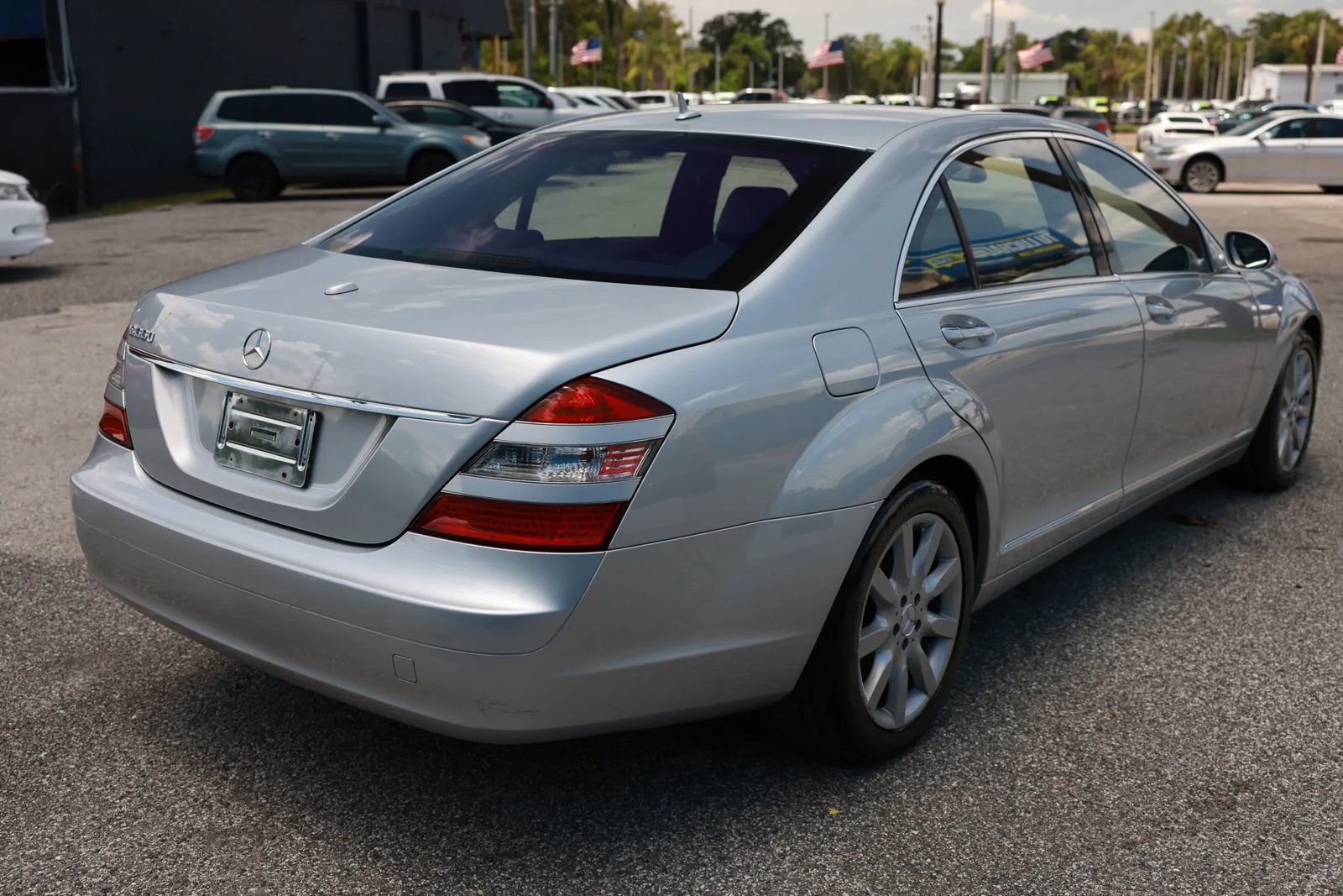 Used 2007 Mercedes-Benz S 550 image 7