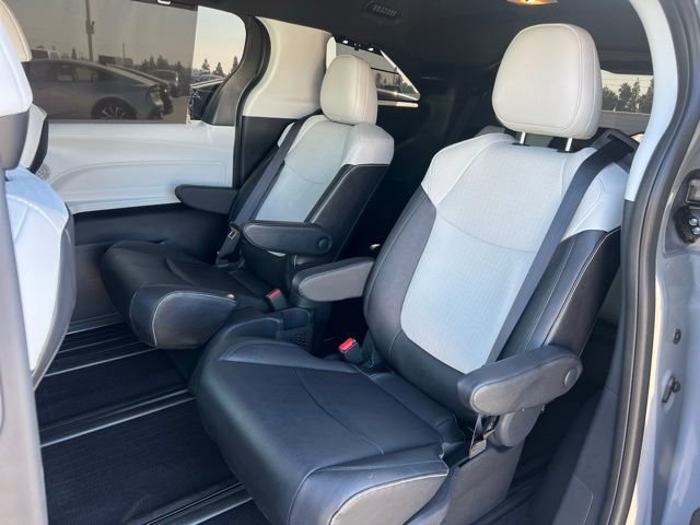 Certified 2026 Toyota Sienna XSE image 15