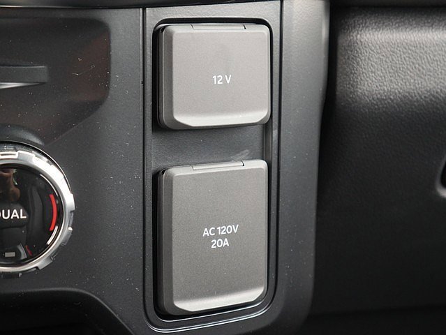 New 2026 Ford F450 Platinum w/ FX4 Off-Road Package image 25