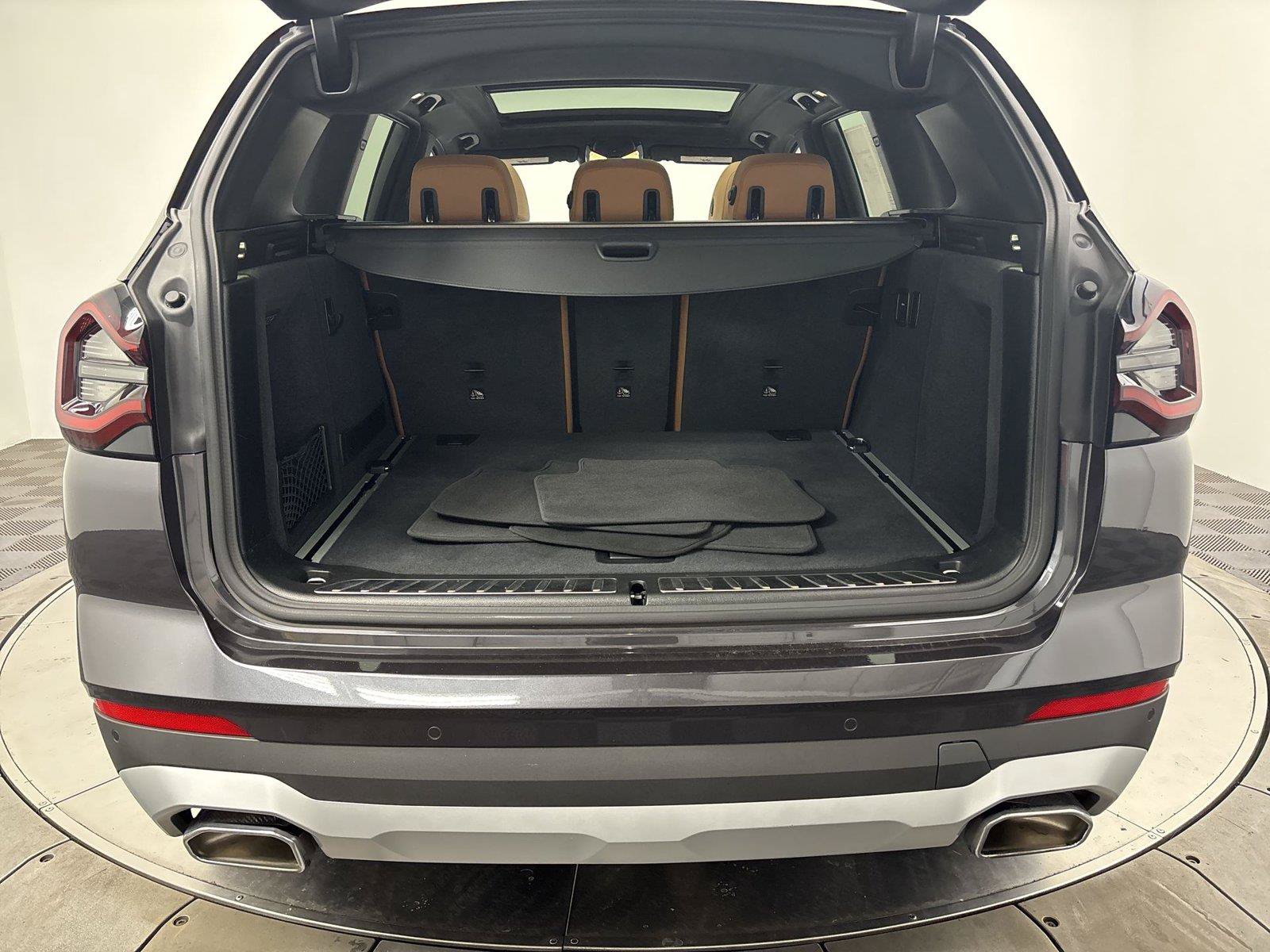 Used 2022 BMW X3 xDrive30i w/ Convenience Package w/ZPA AWD/4WD image 21