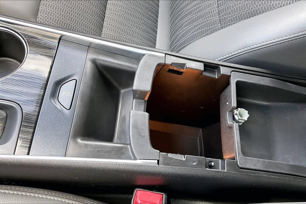 Used 2019 Chevrolet Impala LS FWD image 26