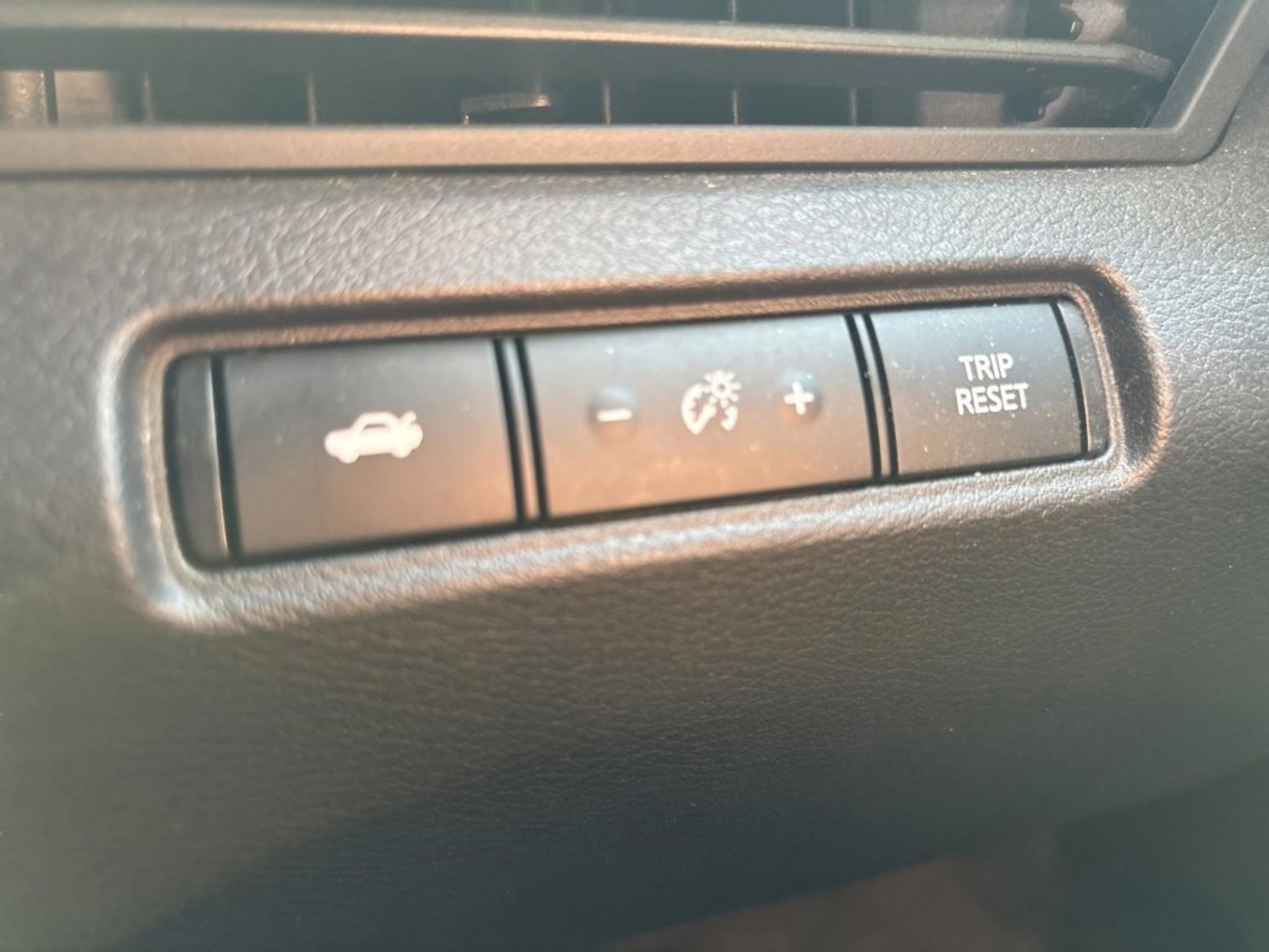 Used 2022 Nissan Altima 2.5 SV image 22