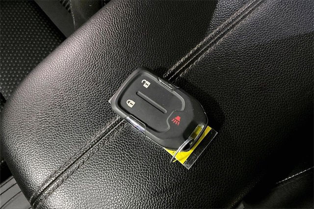 Used 2023 GMC Terrain SLE image 28