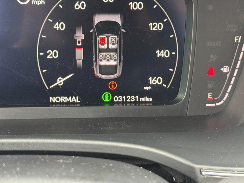 Certified 2024 Acura Integra FWD image 24