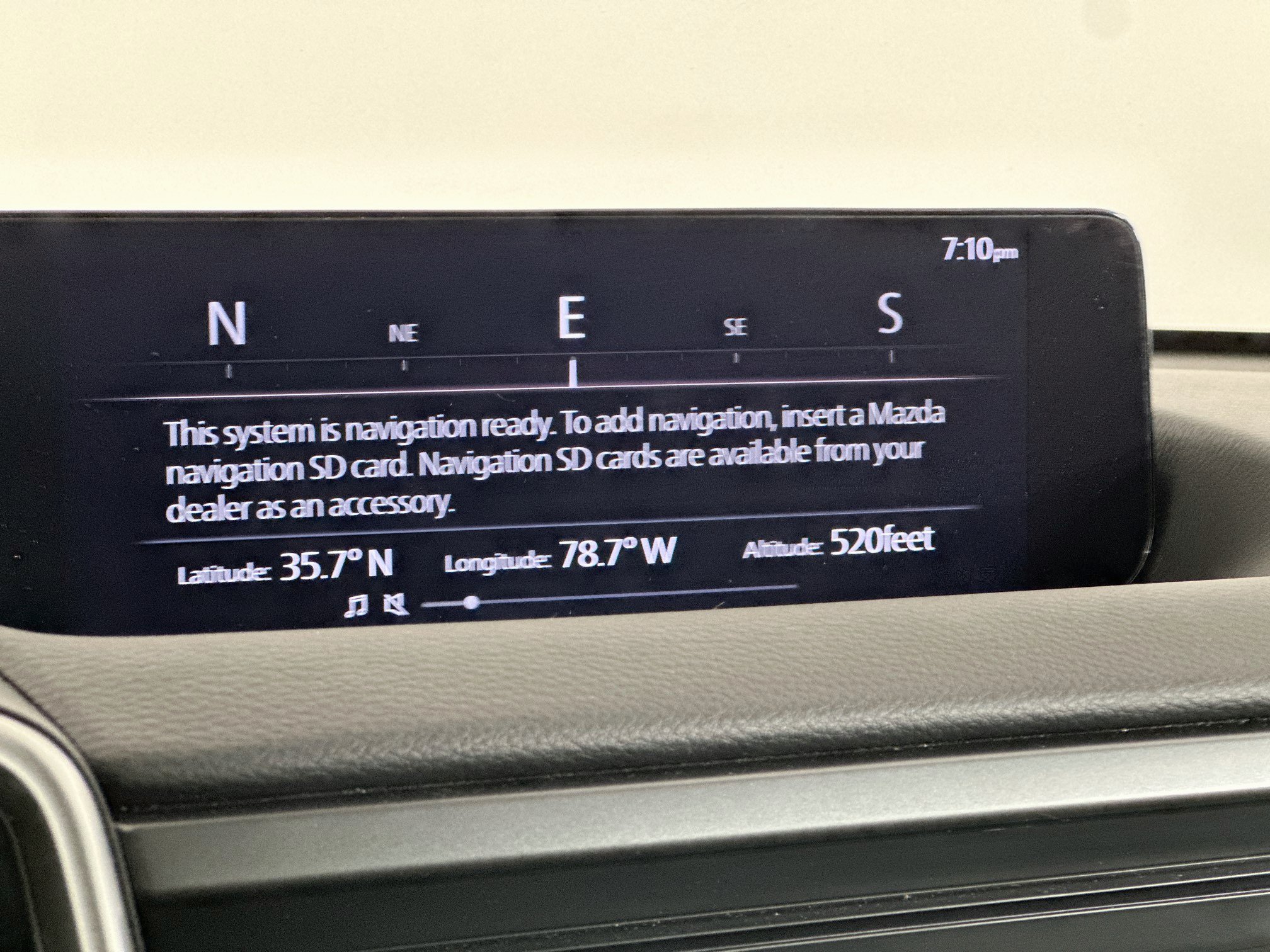 Used 2025 MAZDA CX-50 AWD 2.5 Hybrid w/ Premium Pkg image 22