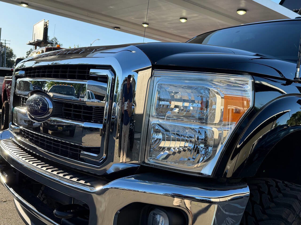 Used 2016 Ford F250 Lariat w/ Lariat Ultimate Package image 31