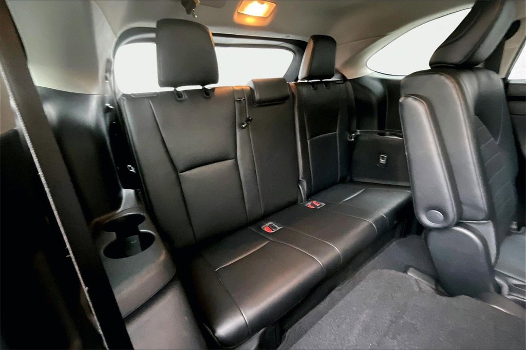 Used 2023 Toyota Highlander XLE image 24