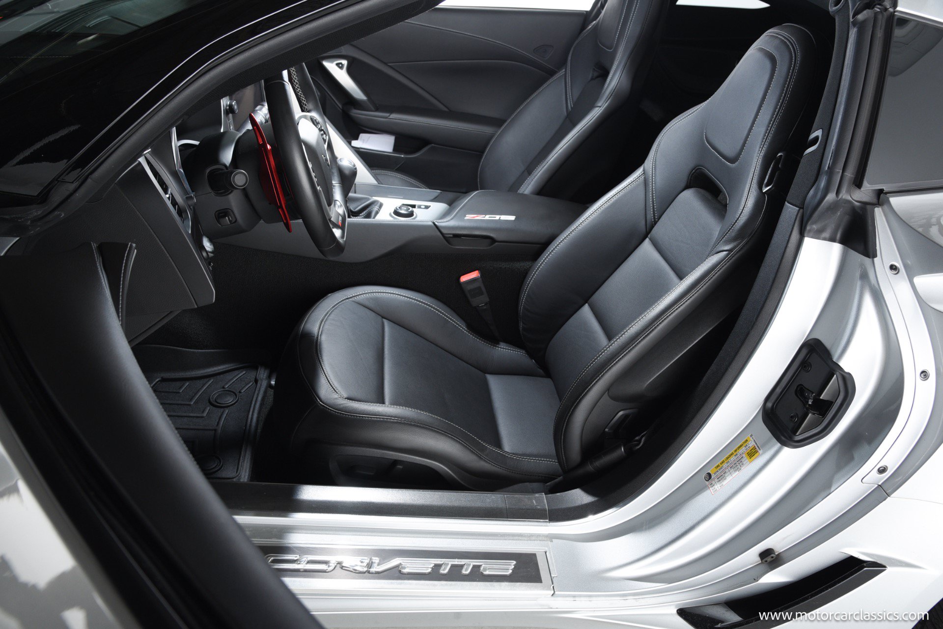 Used 2016 Chevrolet Corvette Z06 RWD image 35